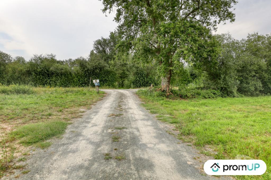 Terrain à vendre Sarthe St Mars la Briere - 72470 - Photos Vivastreet (VT952) Terrain de loisir de 874m² situé à Saint-Mars-la-Brière