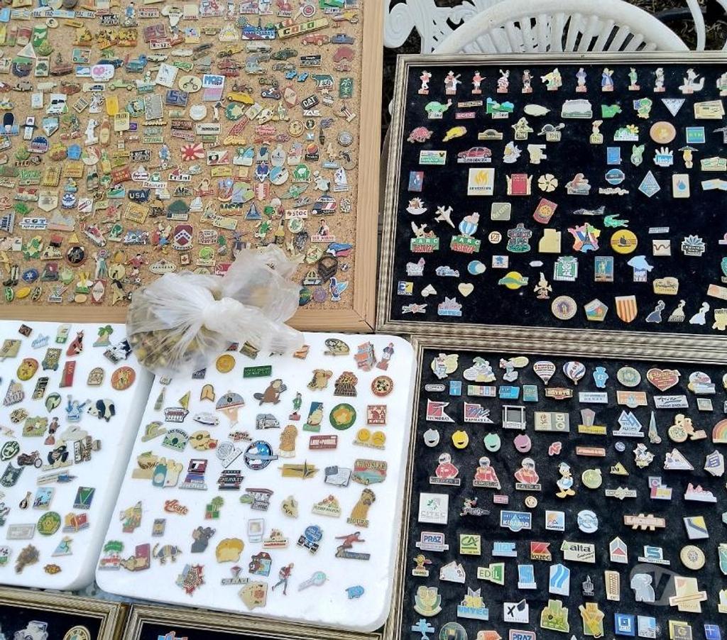 Collection Val-d'Oise Bernes sur Oise - 95340 - Photos Vivastreet RARE : Gros Lot De Plus de 1600 PINS !!