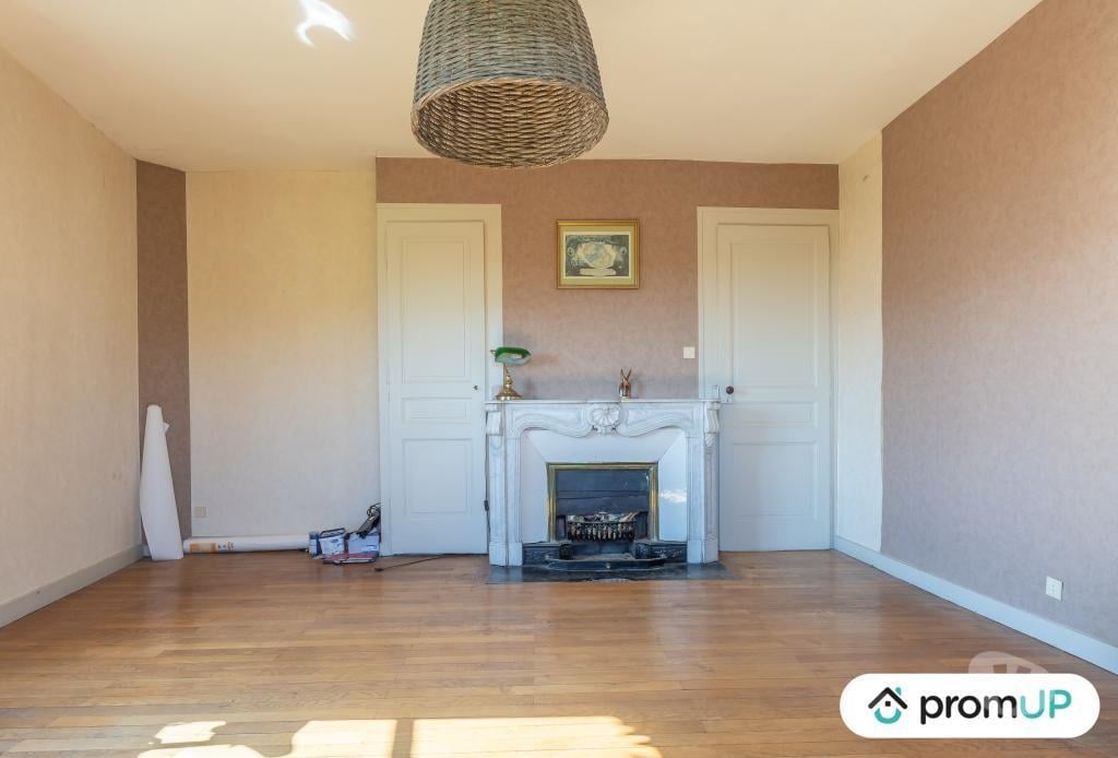 Vente Maison Loire Rive de Gier - 42800 - Photos Vivastreet (V6844) Maison individuelle de 320 m2 à RIVE-DE-GIER
