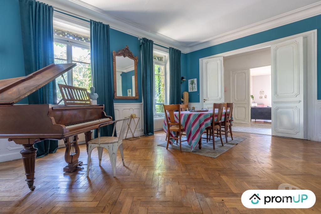 Vente Maison Loire Rive de Gier - 42800 - Photos Vivastreet (V6844) Maison individuelle de 320 m2 à RIVE-DE-GIER
