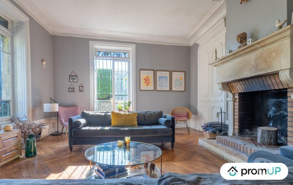 Vente Maison Loire Rive de Gier - 42800 - Photos Vivastreet (V6844) Maison individuelle de 320 m2 à RIVE-DE-GIER