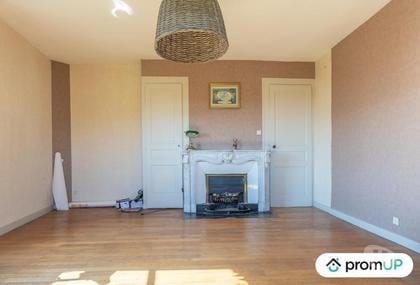 Achat maison Rive de Gier Loire - Photos Vivastreet (V6844) Maison individuelle de 320 m2 à RIVE-DE-GIER