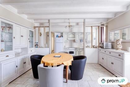 Maison à vendre Pleuville Charente - Photos Vivastreet (V6830) Maison individuelle de 90 m2 à PLEUVILLE