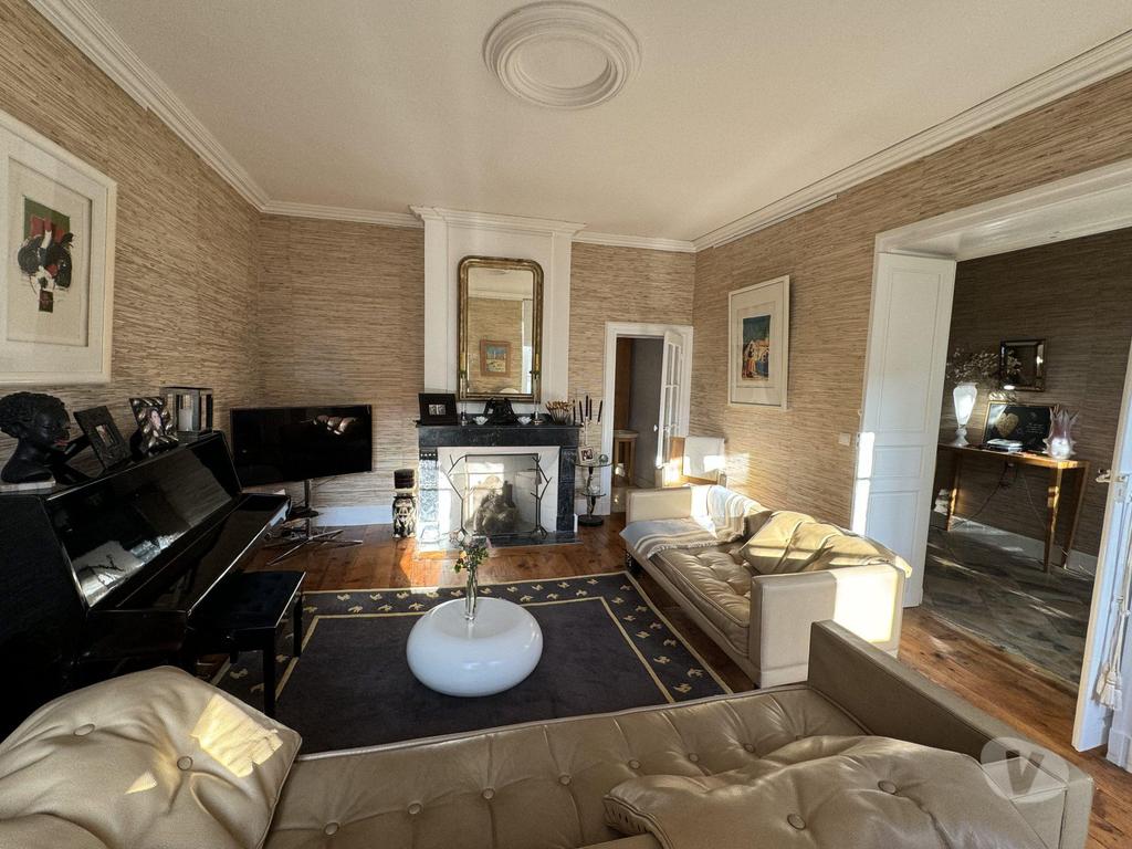 Vente Maison Haute-Garonne Boulogne sur Gesse - 31350 - Photos Vivastreet Hotel particulier sublime dans un bourg active avec jardin et d?