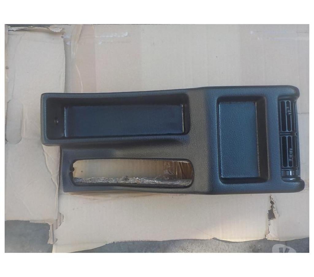 Pièces et services auto Pyrénées-Orientales Perpignan - Photos Vivastreet partie arriere console centrale bmw e32 et bmw e34