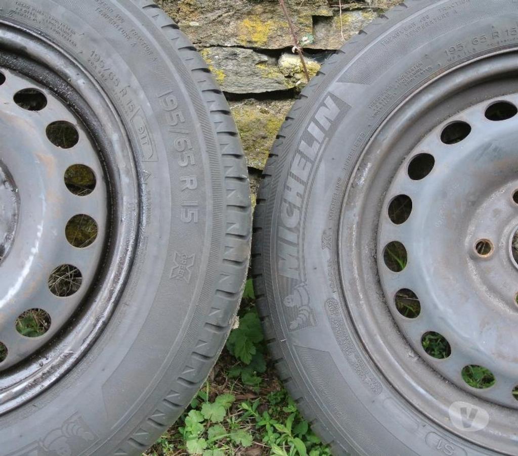Pièces et services auto Loire St Etienne - Photos Vivastreet 2 roues été VW Golf 7 195 65 15 91T Michelin TBE