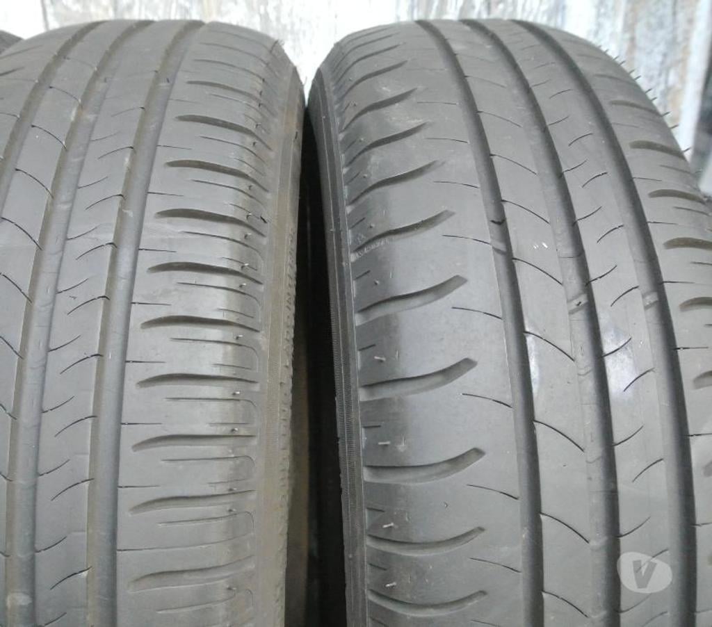 Pièces et services auto Loire St Etienne - Photos Vivastreet 4 pneus été 185 65 15 88H Michelin