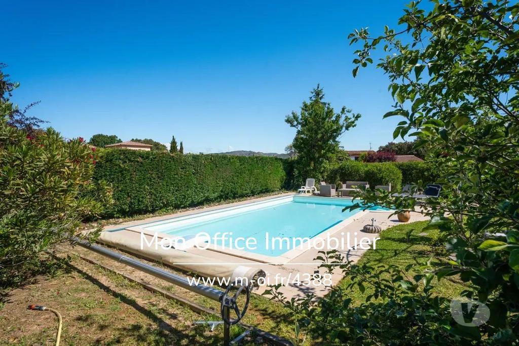 Vente Maison Bouches-du-Rhône Peyrolles en Provence - 13860 - Photos Vivastreet (4388-AUS) Référence : 4388-AUS - Maison familiale 5 pièces à