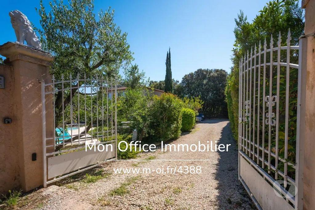 Vente Maison Bouches-du-Rhône Peyrolles en Provence - 13860 - Photos Vivastreet (4388-AUS) Référence : 4388-AUS - Maison familiale 5 pièces à