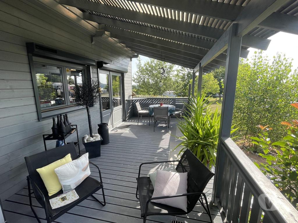 Vente Maison Gers St Blancard - 32140 - Photos Vivastreet TINY HOUSE avec Vue Partielle sur le Lac dans une residence sec