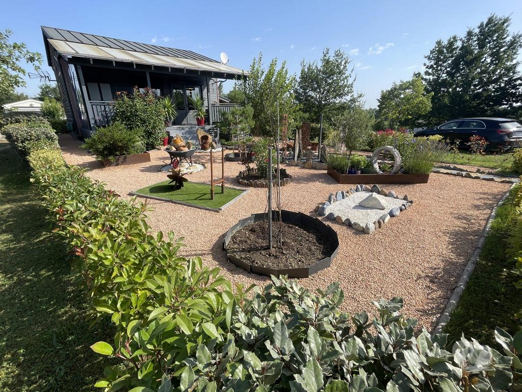 Vente Maison Gers St Blancard - 32140 - Photos Vivastreet TINY HOUSE avec Vue Partielle sur le Lac dans une residence sec