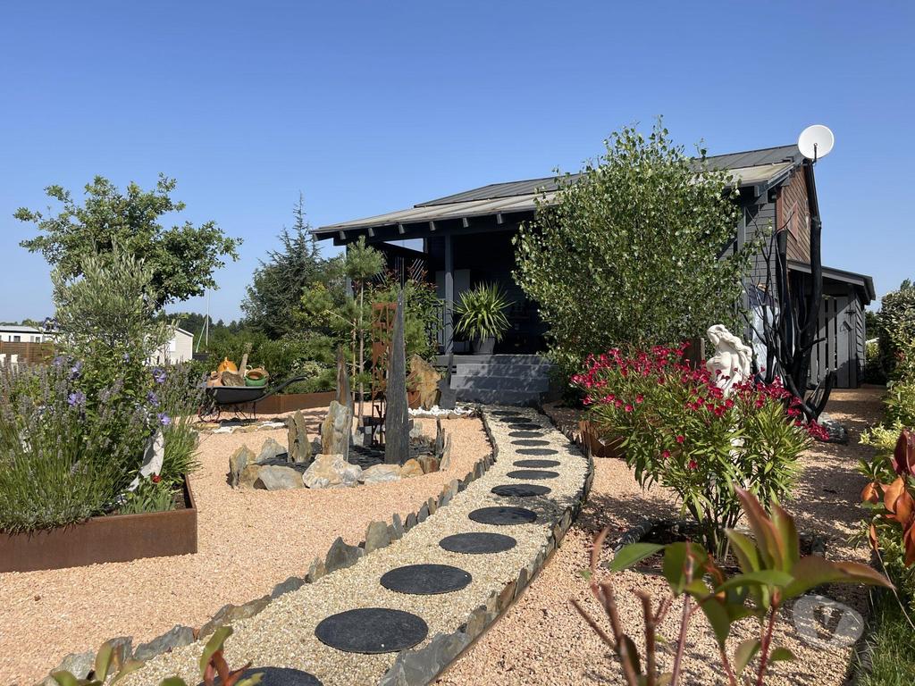 Vente Maison Gers St Blancard - 32140 - Photos Vivastreet TINY HOUSE avec Vue Partielle sur le Lac dans une residence sec