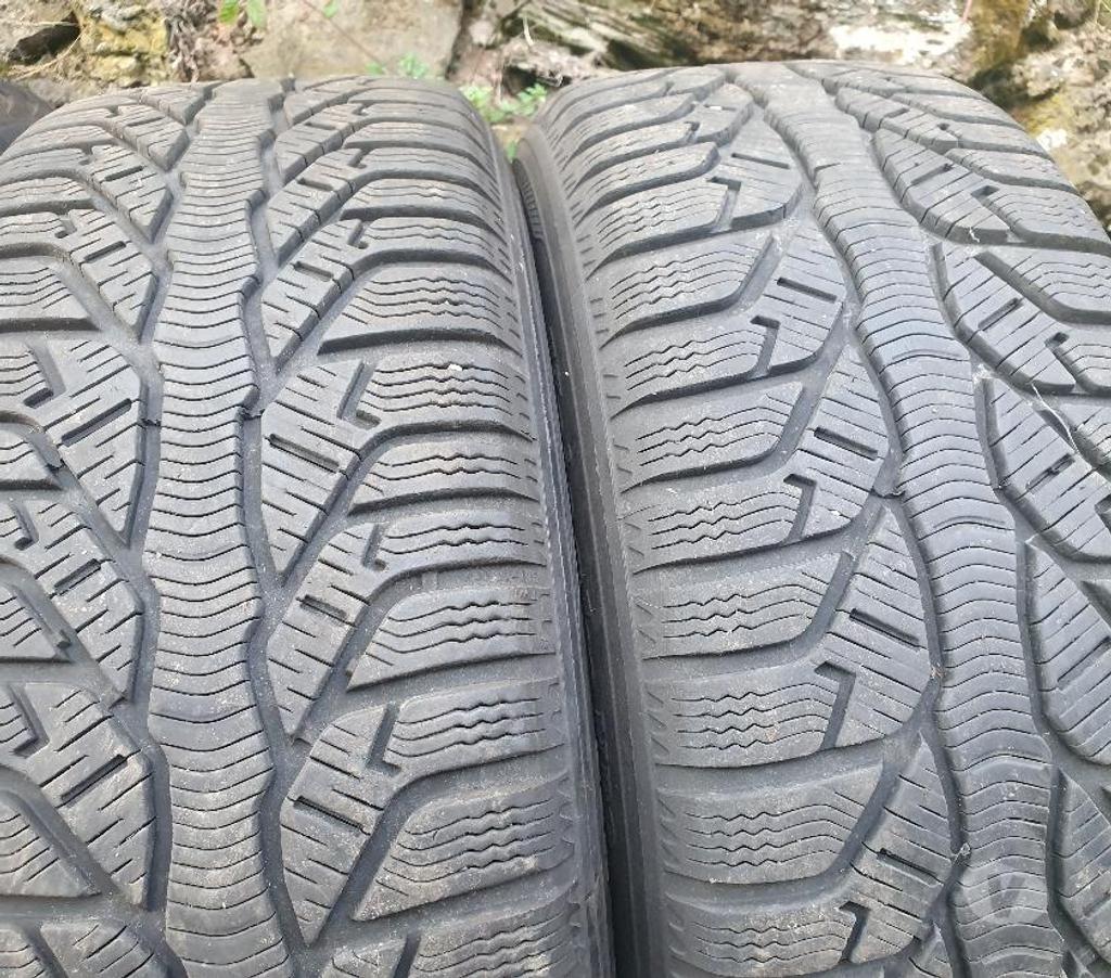 Pièces et services auto Loire St Etienne - Photos Vivastreet 4 roues neige Toyota Prius 205 55 16 91H