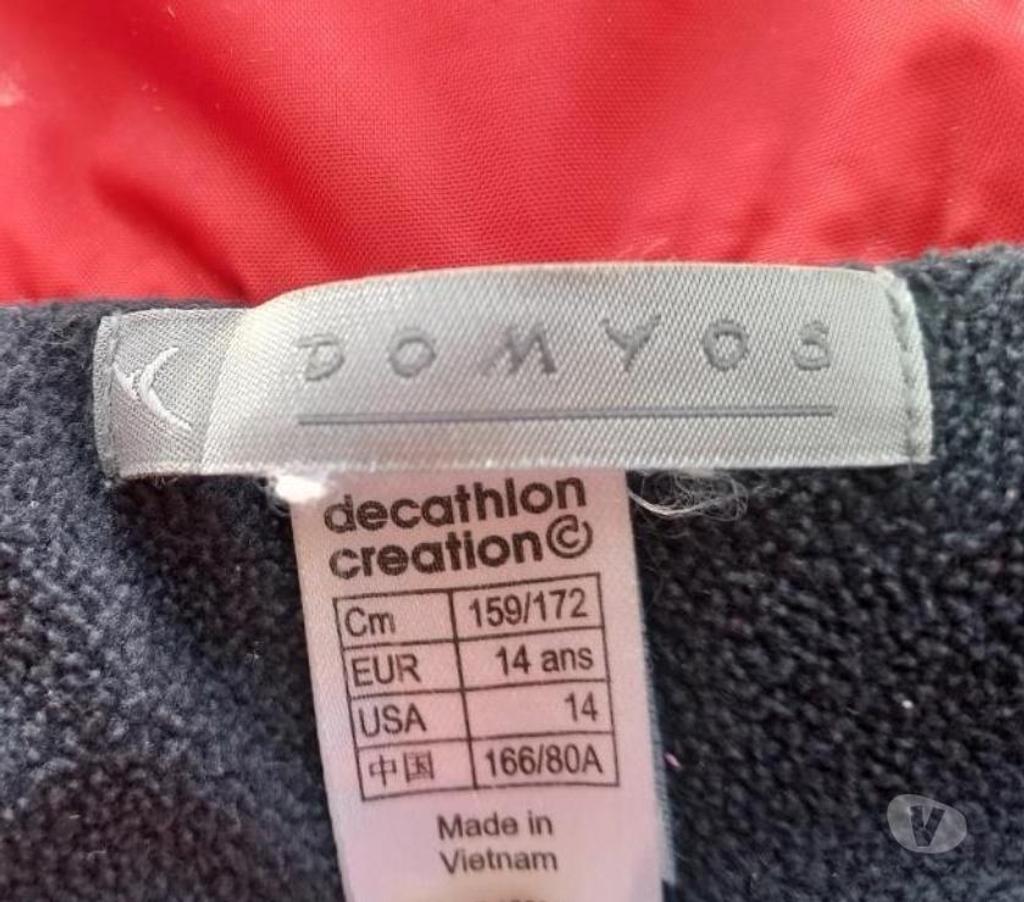 Vêtements occasion Indre-et-Loire Athee sur Cher - 37270 - Photos Vivastreet Veste coupe vent impermeables taille 14 ANS