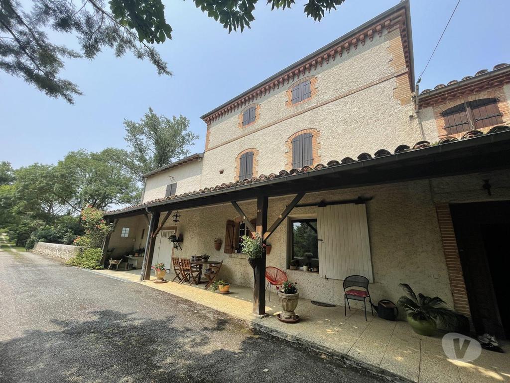 Vente Maison Gers Gimont - 32200 - Photos Vivastreet Super moulin à eau avec deux maisons avec droit d'eau