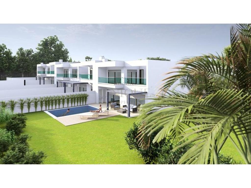 Vente Maison Portugal - Photos Vivastreet Maisons sur plan de 3+1 chambres dans le village d'Almadena,...