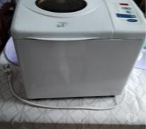 MACHINE A PAIN PETRIR TOUT FRINE