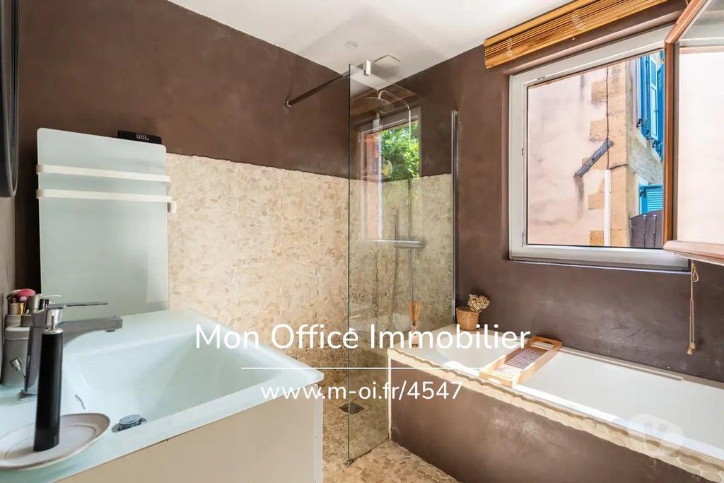 Appartements à vendre Bouches-du-Rhône Eguilles - 13510 - Photos Vivastreet (4547-NFI) Référence : 4547-NFI - Appartement 3 pièces