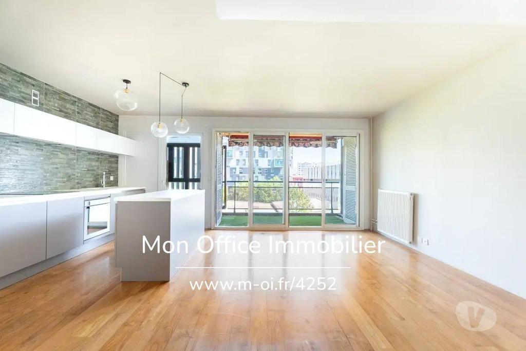 Appartements à vendre Bouches-du-Rhône Marseille - Photos Vivastreet (4252-CLA) Référence : 4252-CLA - Appartement 3 pièces avec...