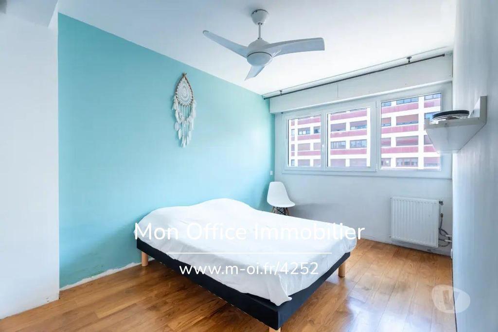 Appartements à vendre Bouches-du-Rhône Marseille - Photos Vivastreet (4252-CLA) Référence : 4252-CLA - Appartement 3 pièces avec...