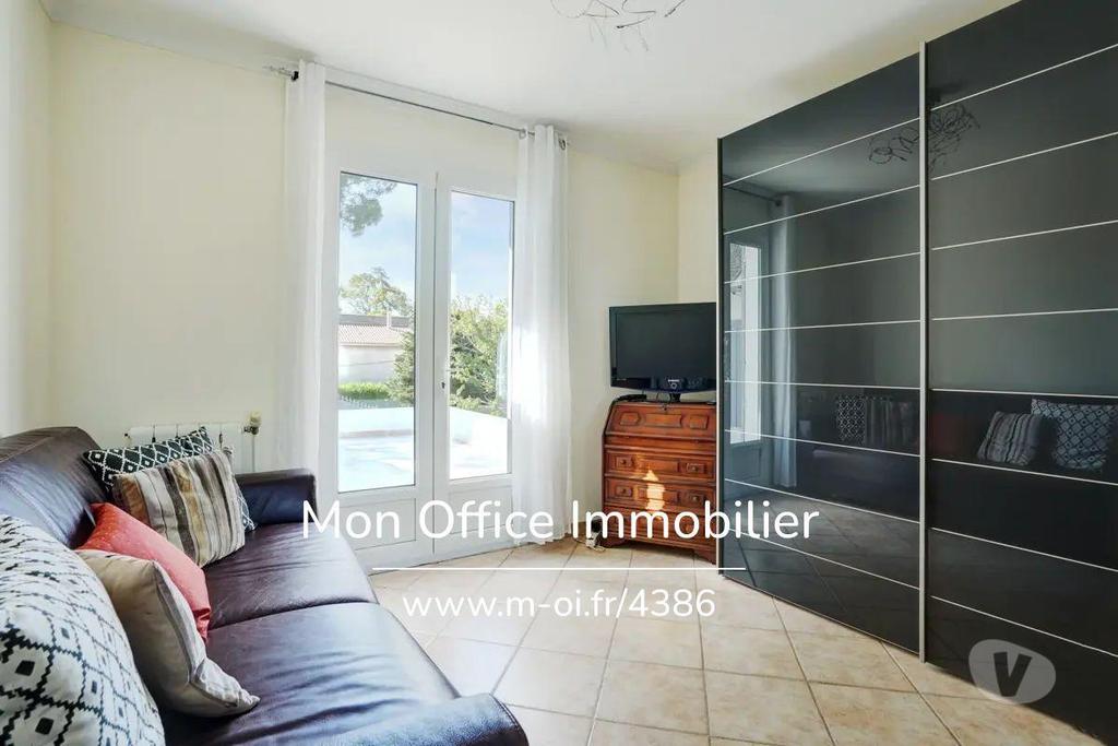 Vente Maison Bouches-du-Rhône Marignane - 13700 - Photos Vivastreet (4612-SCA) Référence : 4612-SCA - Maison 5 pièce(s) à...