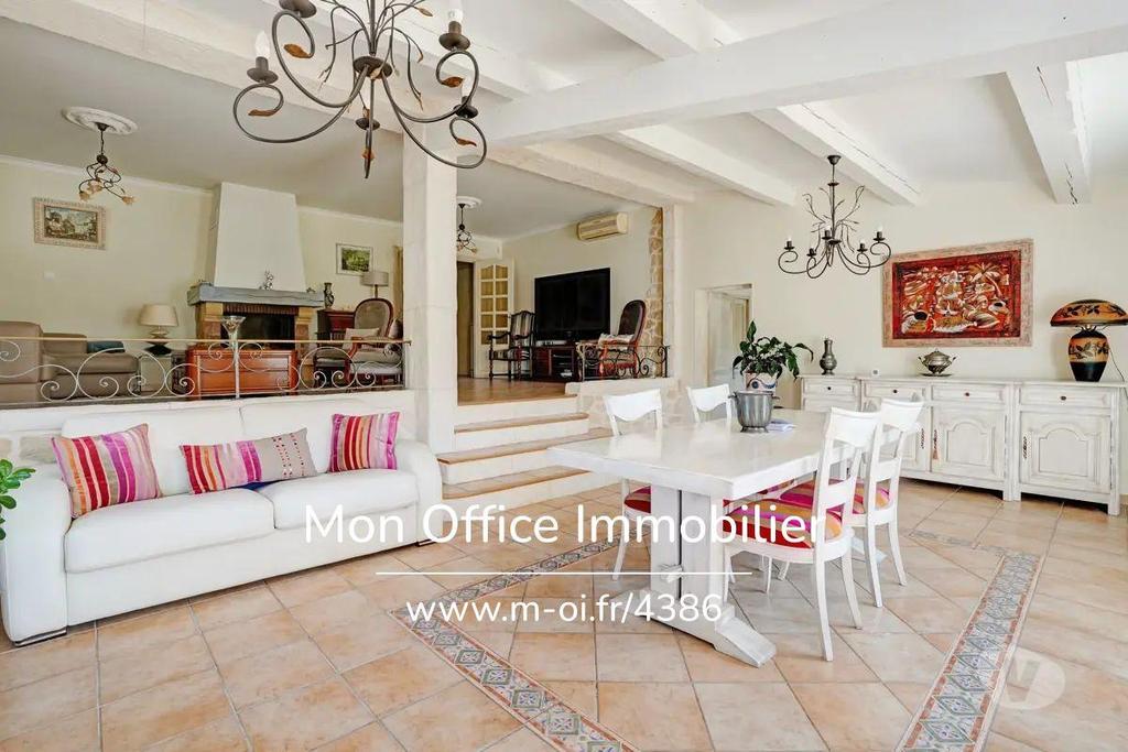 Vente Maison Bouches-du-Rhône Marignane - 13700 - Photos Vivastreet (4612-SCA) Référence : 4612-SCA - Maison 5 pièce(s) à...