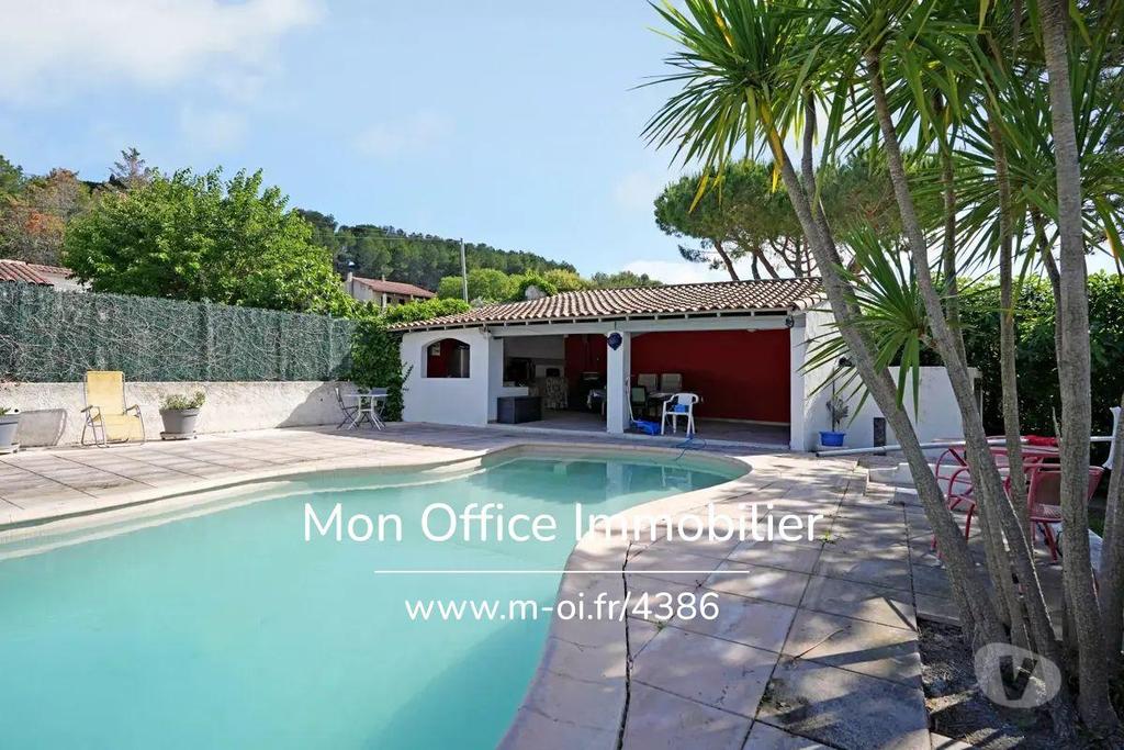 Vente Maison Bouches-du-Rhône Marignane - 13700 - Photos Vivastreet (4612-SCA) Référence : 4612-SCA - Maison 5 pièce(s) à...