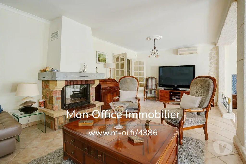Vente Maison Bouches-du-Rhône Marignane - 13700 - Photos Vivastreet (4612-SCA) Référence : 4612-SCA - Maison 5 pièce(s) à...