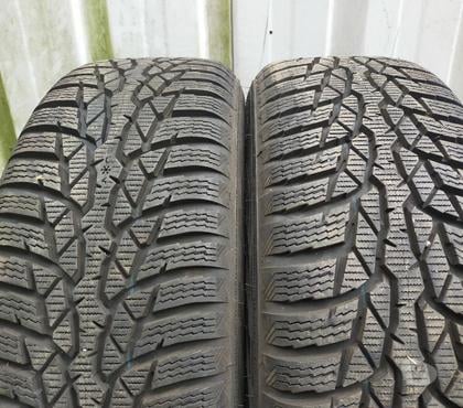 Pièces détachées automobile St Etienne St Etienne - Photos Vivastreet 2 roues neige 195 55 16 91H Nokian Ford Fiesta