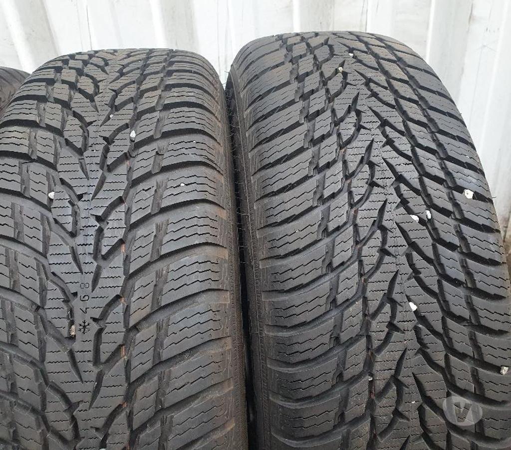 Pièces et services auto Loire St Etienne - Photos Vivastreet 4 roues neige 185 65 15 88T Citroen C3 ou Peugeot TBE