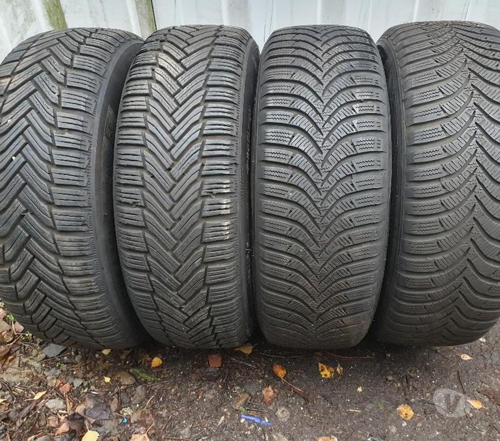 Pièces et services auto Loire St Etienne - Photos Vivastreet 4 roues neige Renault Megane 195 65 15 91T