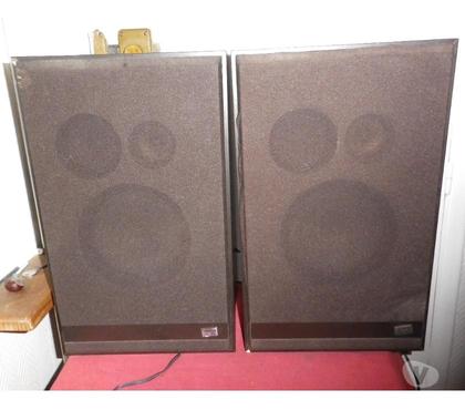 Photo - Video - Son Fontenay le Fleury Yvelines - Photos Vivastreet Enceintes vintage 3 voies Grundig BOX RB 500