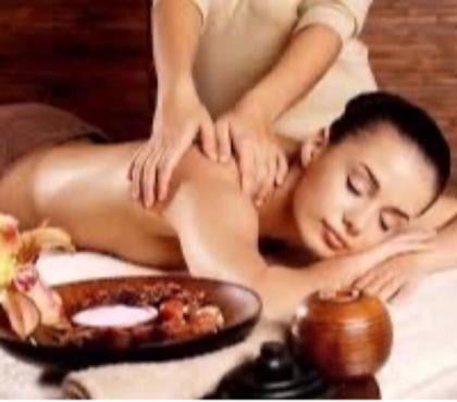 Massage Nantes Nantes - Photos Vivastreet Soins de Bien-être et Beauté à Votre Service