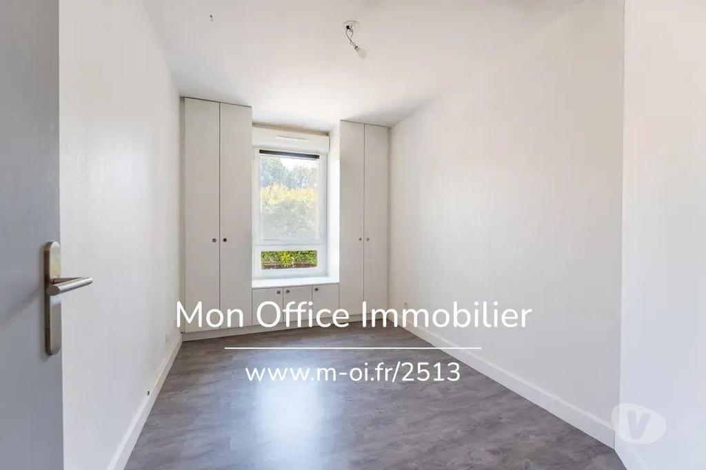 Appartements à vendre Bouches-du-Rhône Marseille - Photos Vivastreet (4595-LLE.) Référence : 4595-LLE. - Appartement 3 pièces à...