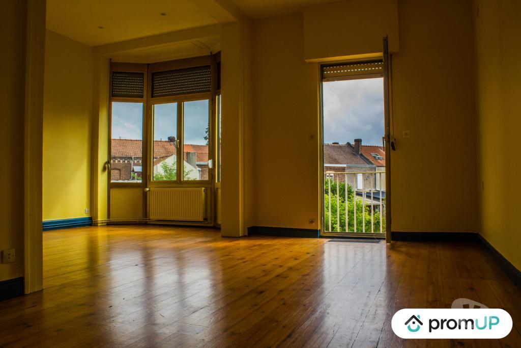 Vente Maison Pas-de-Calais Bethune - 62400 - Photos Vivastreet (V6858) Maison ancienne de 207 m2 à Béthune