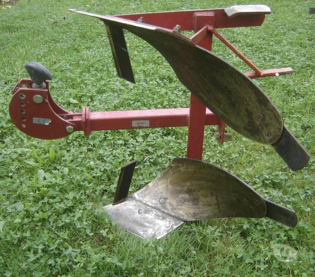  Côte-d'Or Chevigny St Sauveur - 21800 - Photos Vivastreet charrue brabant 12 tour quasi neuf iséki kubota honda