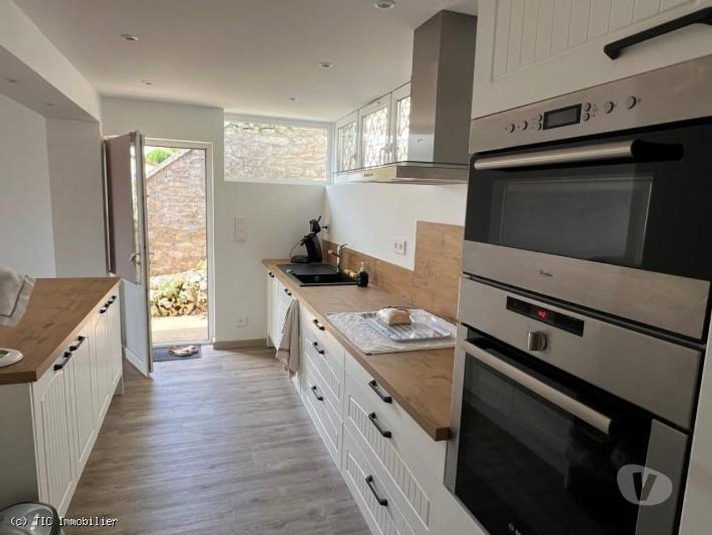 Vente Maison Charente Ruffec - 16700 - Photos Vivastreet Maison de Ville dans une Rue Calme