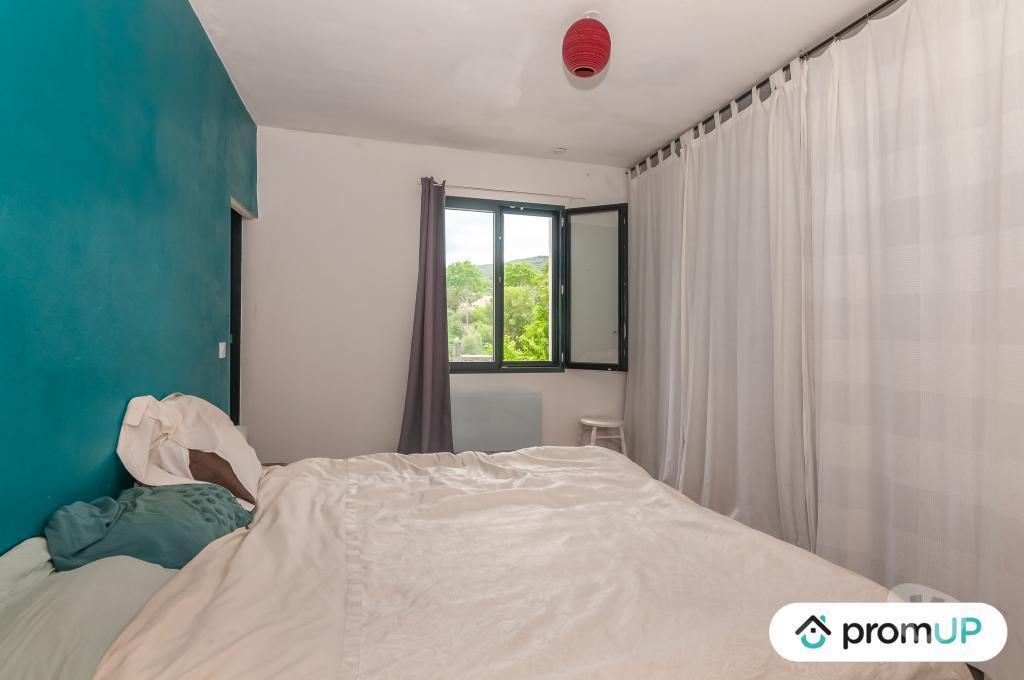 Vente Maison Hérault Ganges - 34190 - Photos Vivastreet (V5936) Maison de village 200m2 située à Ganges