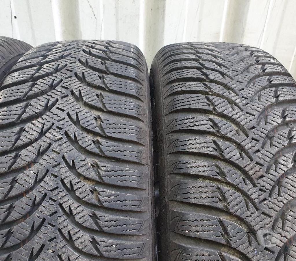 Pièces et services auto Loire St Etienne - Photos Vivastreet 4 roues neige Alu 205 55 16 91T Volkswagen Touran