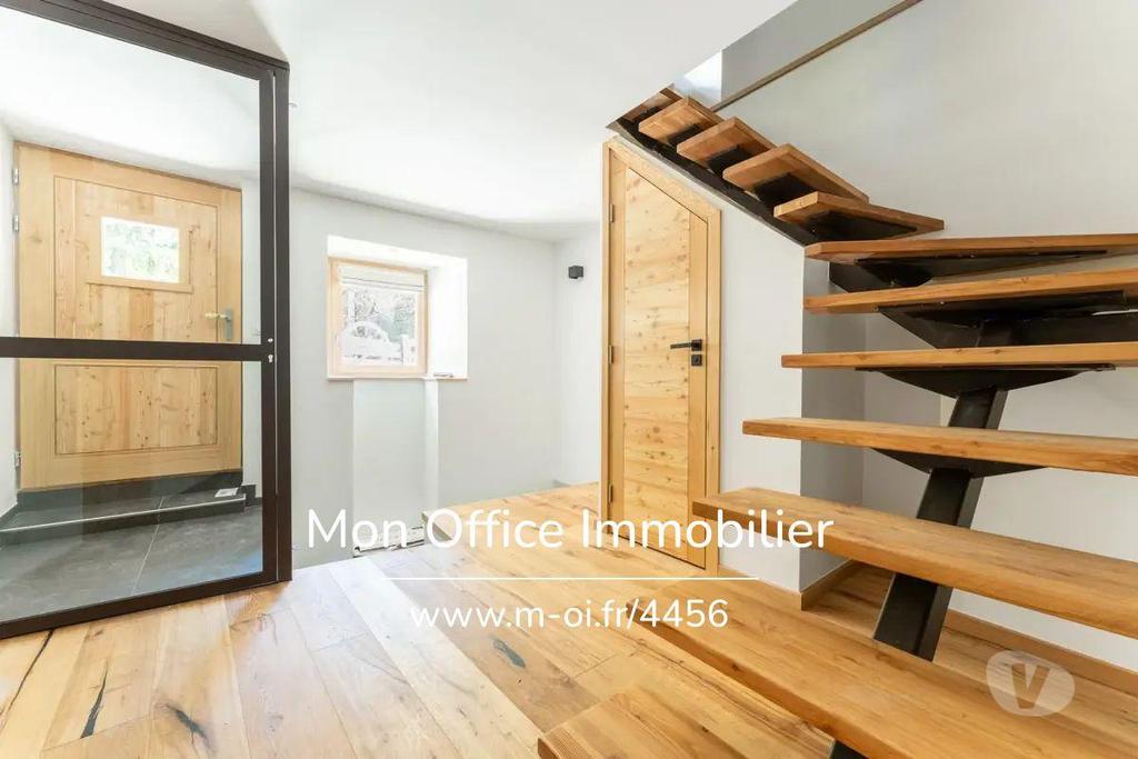 Appartements à vendre Hautes-Alpes Le Monetier les Bains - 05220 - Photos Vivastreet (4456-MBE.) Référence : 4456-MBE. - Appartement 4 pièce(s) +...