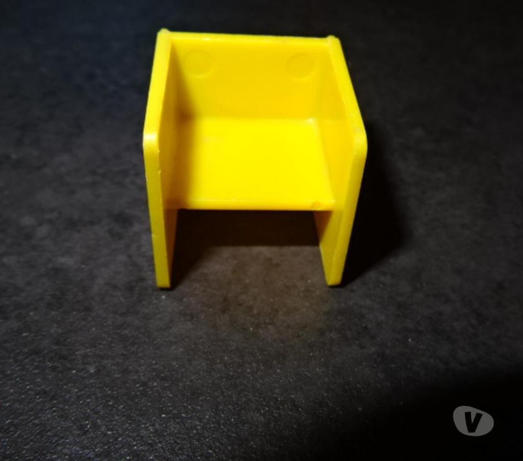 Jeux - Jouets Manche Le Teilleul - 50640 - Photos Vivastreet 2 petits meuble playmobil et un fauteuil