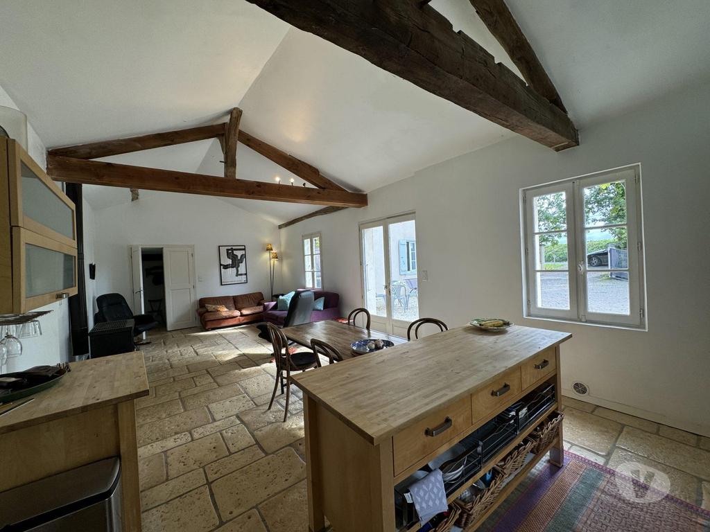 Vente Maison Gers Mirande - 32300 - Photos Vivastreet Charmante maison de campagne avec piscine