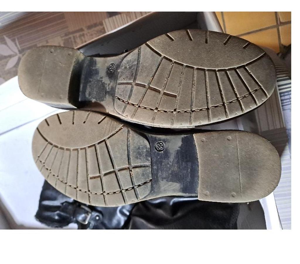 Chaussures Seine-et-Marne Montceaux les Provins - 77151 - Photos Vivastreet botte pour femme