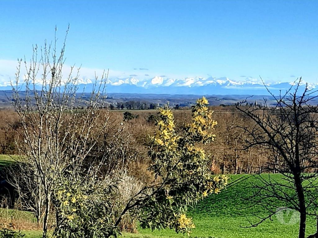 Vente Maison Gers Mirande - 32300 - Photos Vivastreet Maison de campagne avec dépendances, vues Pyrenees, jardin & v