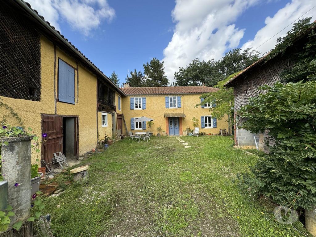Vente Maison Gers Mirande - 32300 - Photos Vivastreet Maison de campagne avec dépendances, vues Pyrenees, jardin & v