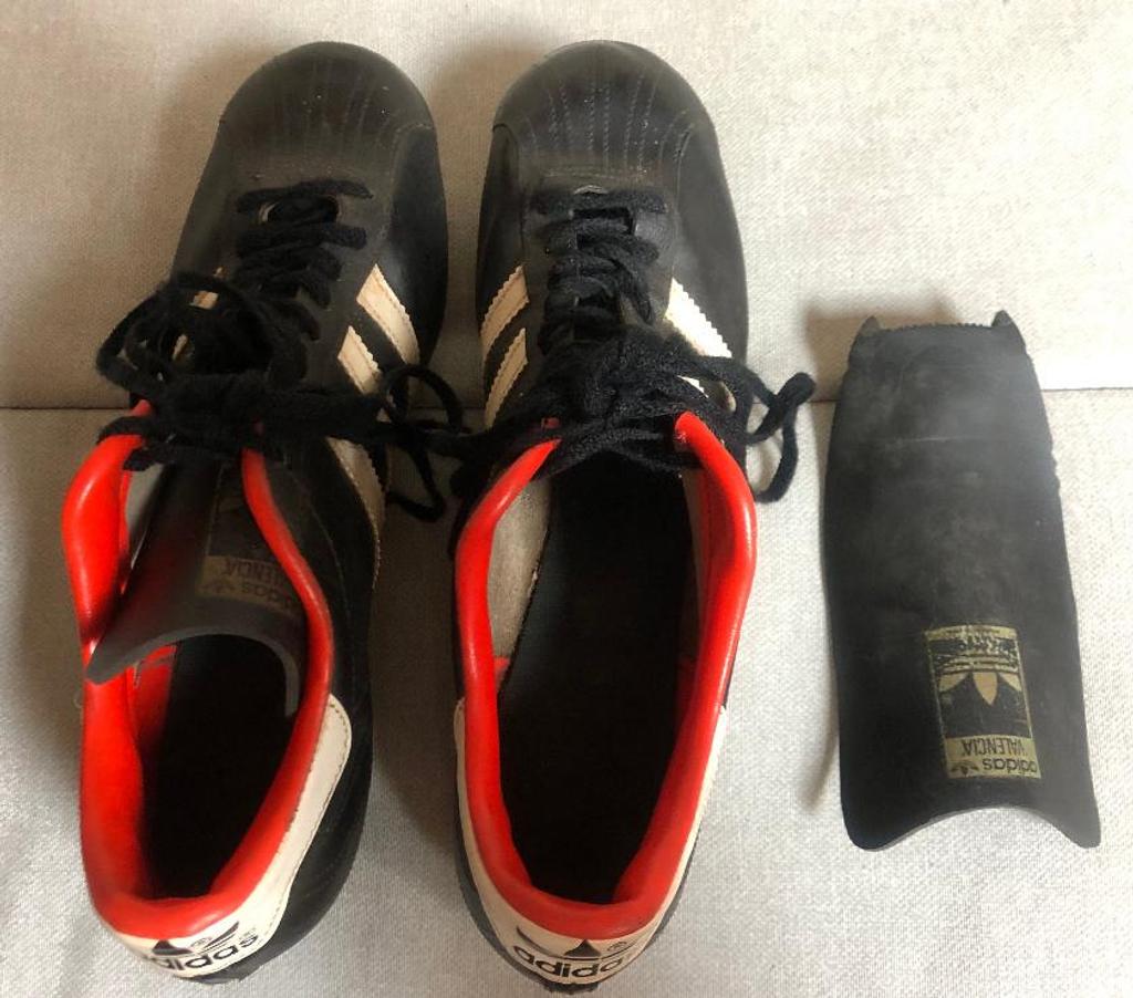 Matériel de sport Nord Wasquehal - 59290 - Photos Vivastreet Chaussures à crampon adidas