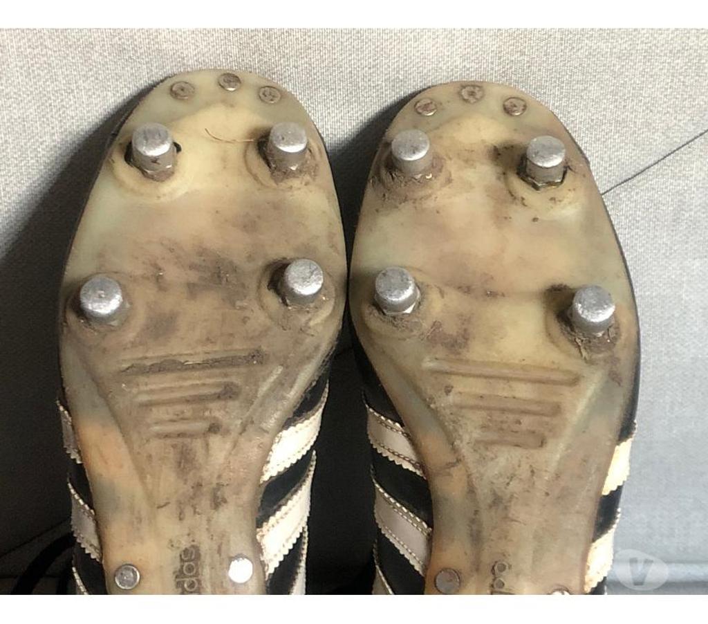 Matériel de sport Nord Wasquehal - 59290 - Photos Vivastreet Chaussures à crampon adidas