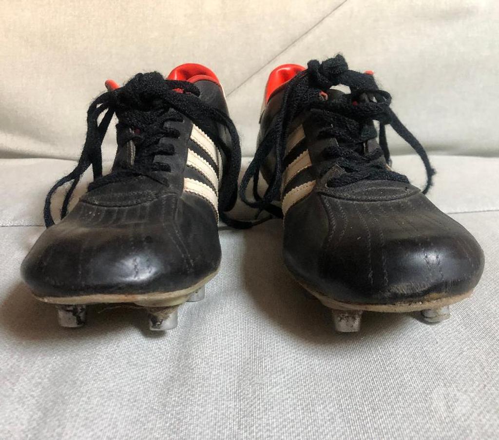 Matériel de sport Nord Wasquehal - 59290 - Photos Vivastreet Chaussures à crampon adidas