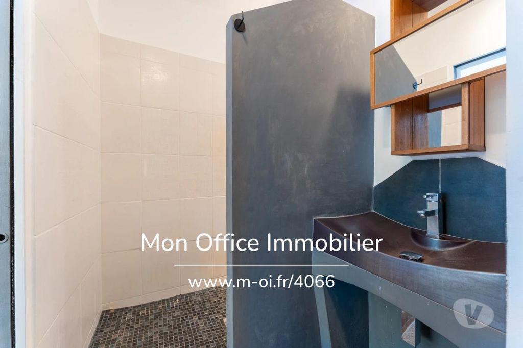 Appartements à vendre Bouches-du-Rhône Aix en Provence - Photos Vivastreet (4066-NFI.) Référence : 4066-NFI. - Duplex + terrasse + parking