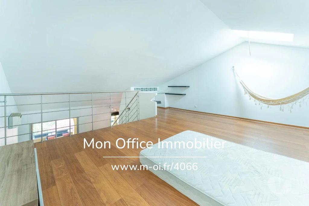 Appartements à vendre Bouches-du-Rhône Aix en Provence - Photos Vivastreet (4066-NFI.) Référence : 4066-NFI. - Duplex + terrasse + parking